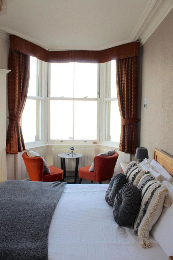The Crown Hotel Morecambe Εξωτερικό φωτογραφία