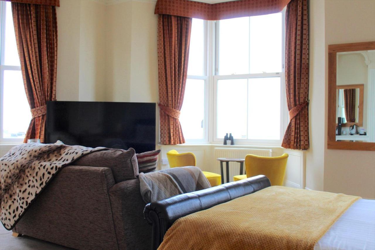 The Crown Hotel Morecambe Εξωτερικό φωτογραφία