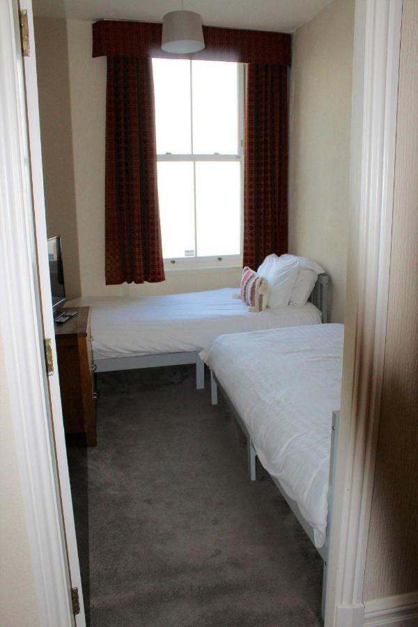 The Crown Hotel Morecambe Εξωτερικό φωτογραφία