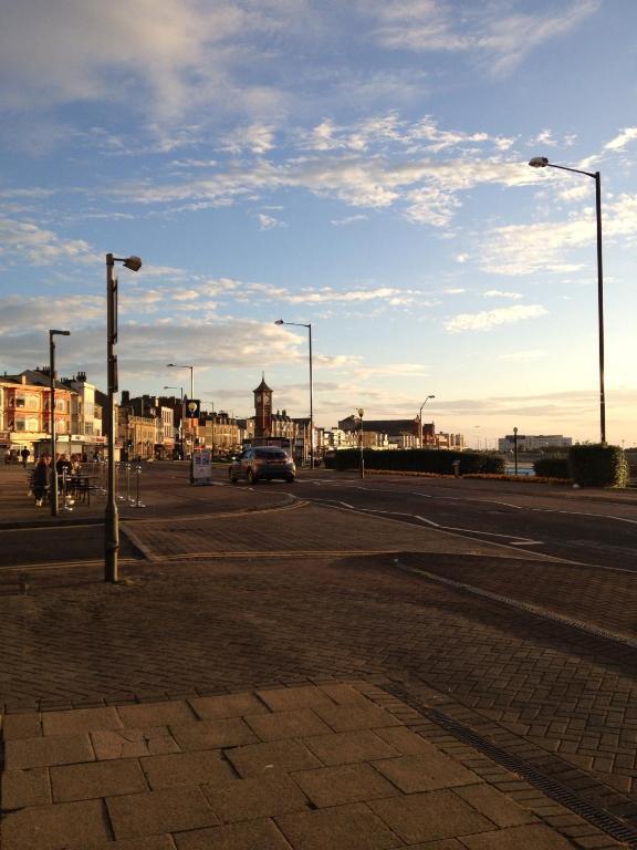 The Crown Hotel Morecambe Εξωτερικό φωτογραφία